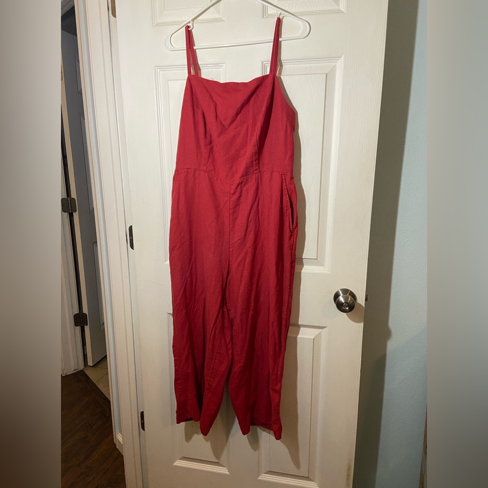 Old Navy Red Linen Blend Romper Sz L